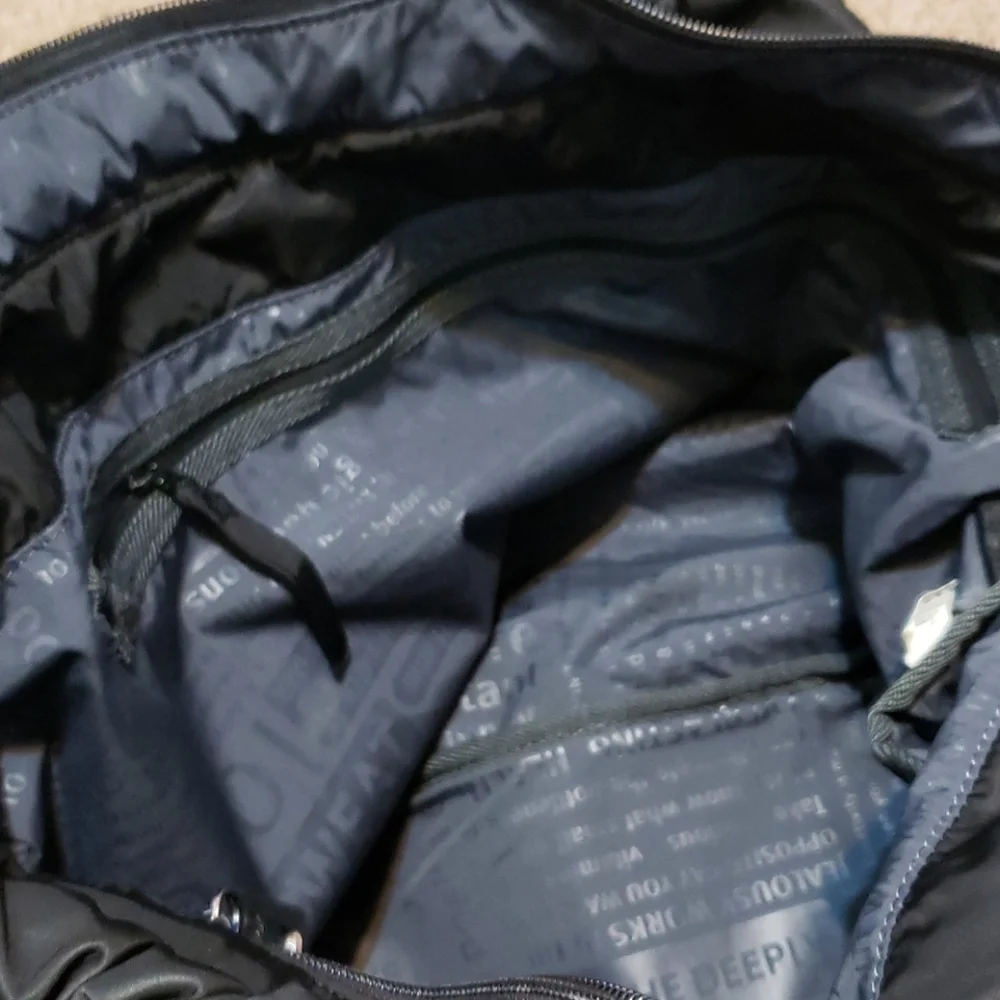 lululemon athletica Black Quilted Shoulder Tote - Picture 10 of 13